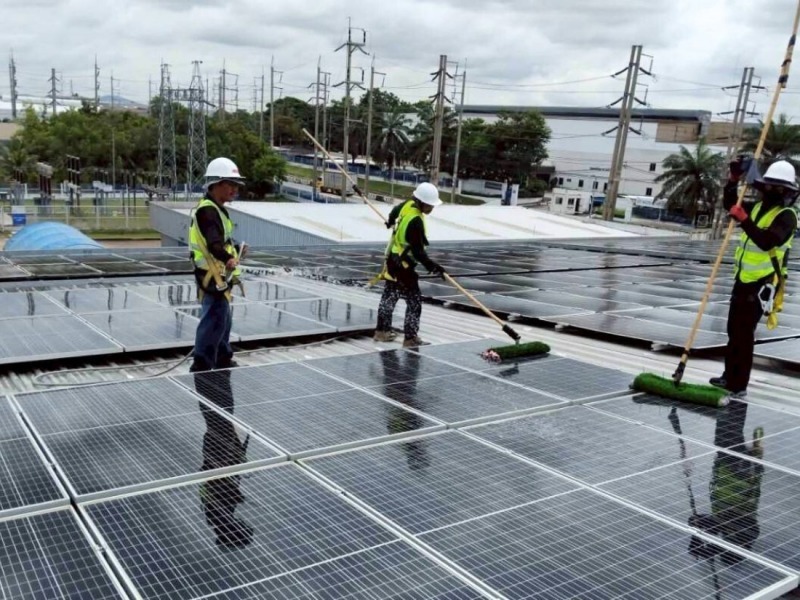 รับทำความสะอาดแผงโซล่าเซลล์